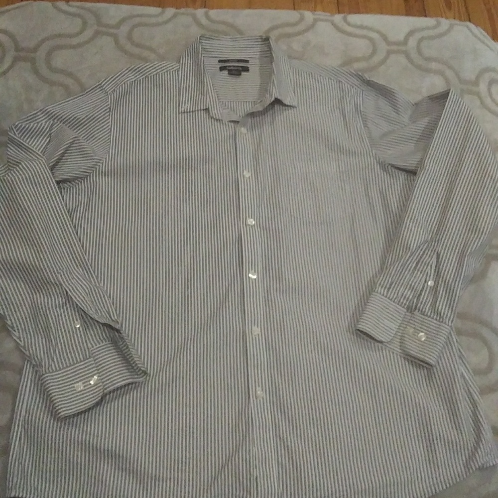 Claiborne long sleeve dress shirt